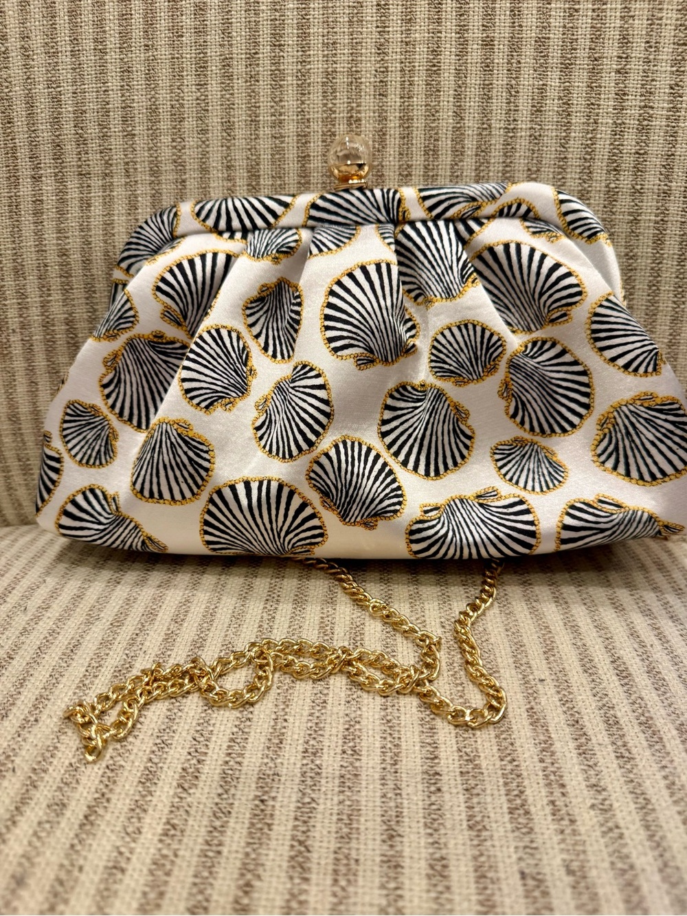 Elegant White Shell-Print Satin Clutch by ISAAC MIZRAHI #elegant #vacation - Picture 2 of 3